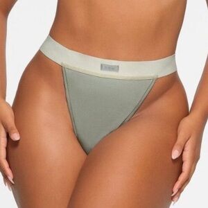 NEW SKIMS Ribbed Thong